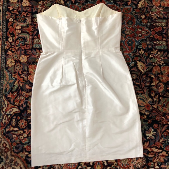 Dress - Picture 3 of 5